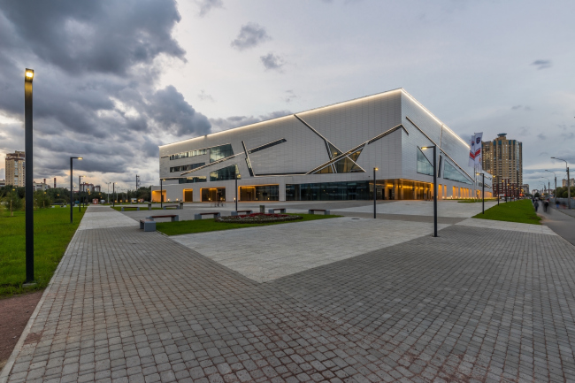 Sports complex of SKA hockey club. Implementation, 2016  A.Len Architectural Bureau
