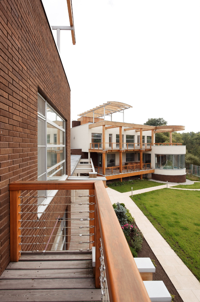 ������� ����� ��� �Julia House�. ������������� ���������� ������ ���������. ����������, 2014. ���������� � ������� ������ 