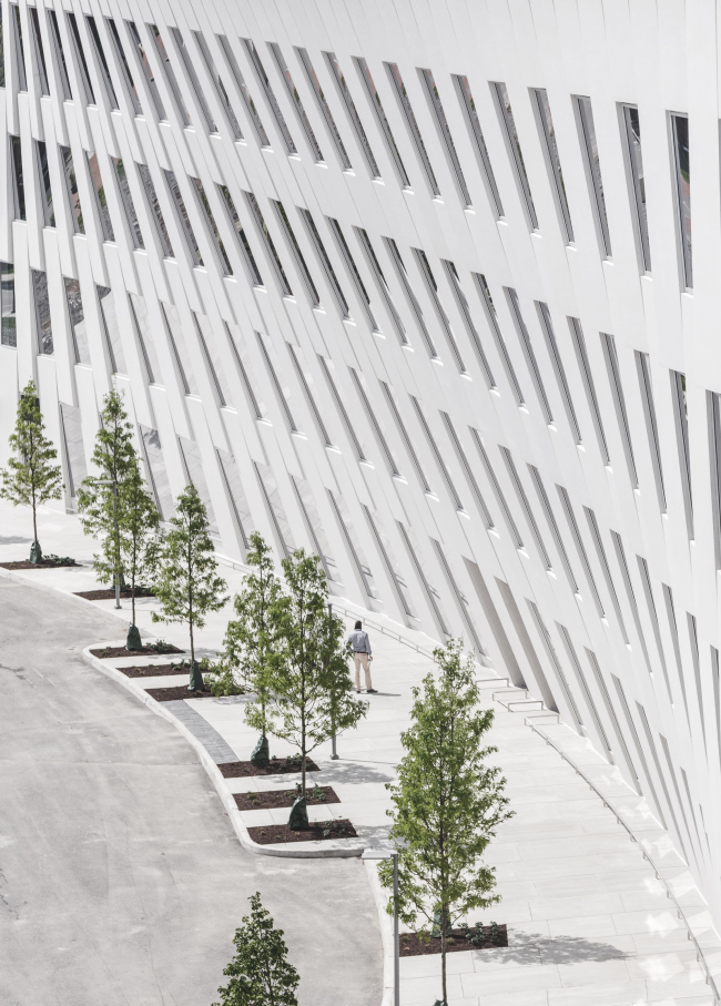 ������� ������ 1200 Intrepid � Rasmus Hjortshøj