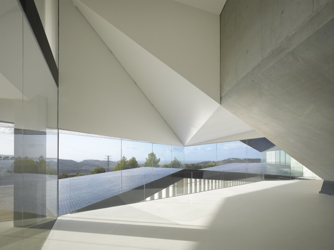 ��������� ���������� ��� ������� � Roland Halbe