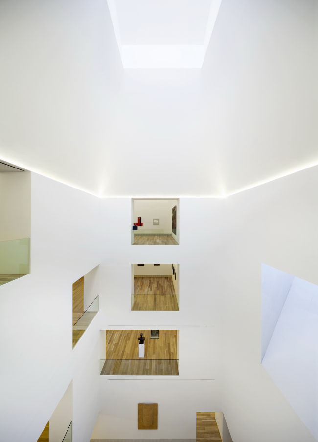 ����� ��������������� �������� ������� � ������ � Pedro Pegenaute