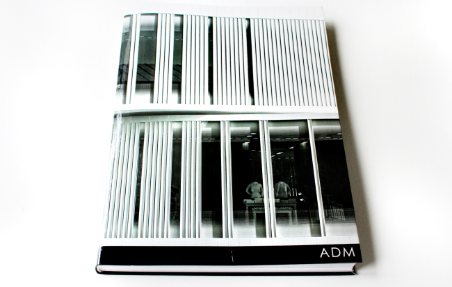 ADM architects: книга, изданная бюро в 2016 году к 10-летнему юбилею. Фотография © Юлия Тарабарина, Архи.ру