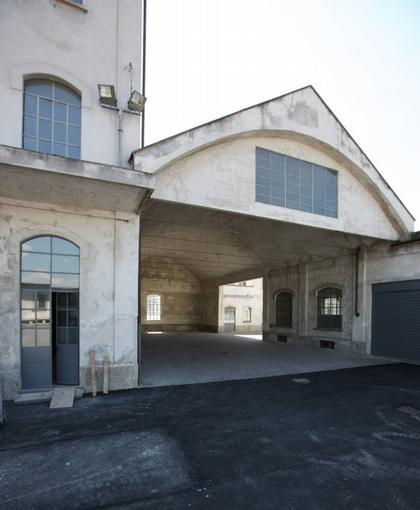 ������ �������������� ����� �� Largo Isarco, 2. ����������� ���