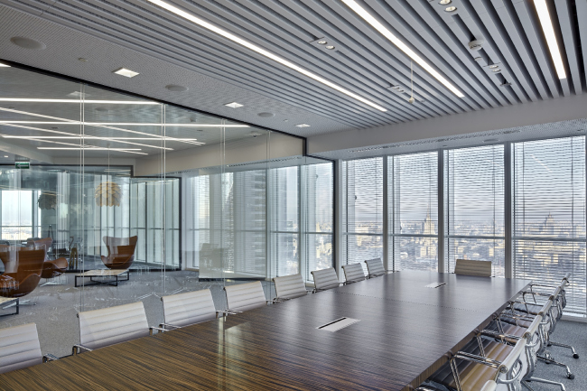 ����-�������� JTI. 
Aukett Swanke + SOM. ���������� ������������� ����������� MCFO