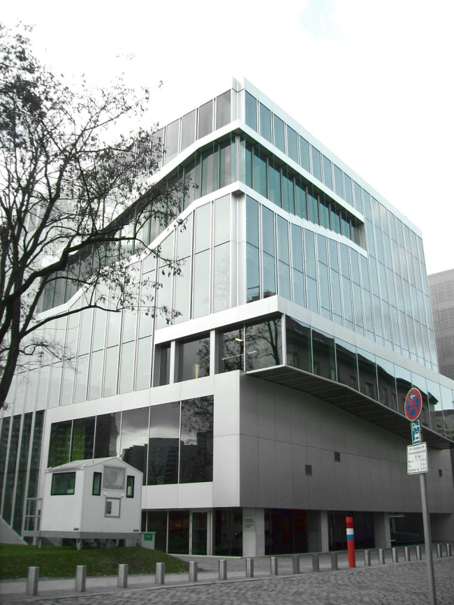 Посольство Нидерландов в Берлине. Фото: Jcornelius via Wikimedia Commons. Лицензия GNU Free Documentation License, Version 1.2