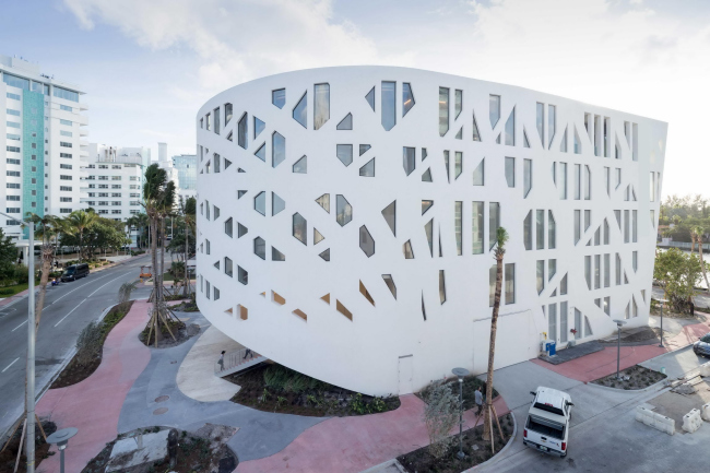  Faena District. - Faena Forum  Iwan Baan