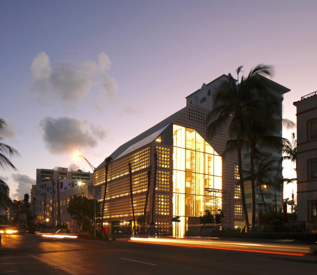 �������� Faena District. ������������������ ����� Faena Park � Philippe Ruault