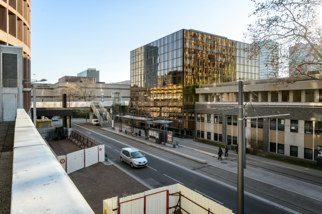 ���������������� �������� [cité administrative] � ����� �������, ������������ �������� ������. ����: � ������� �������