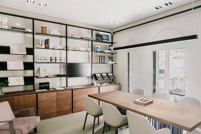 - Laufen  .    Laufen