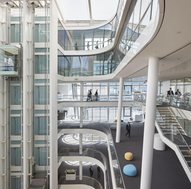 ����-�������� Siemens � ������� � Hufton + Crow