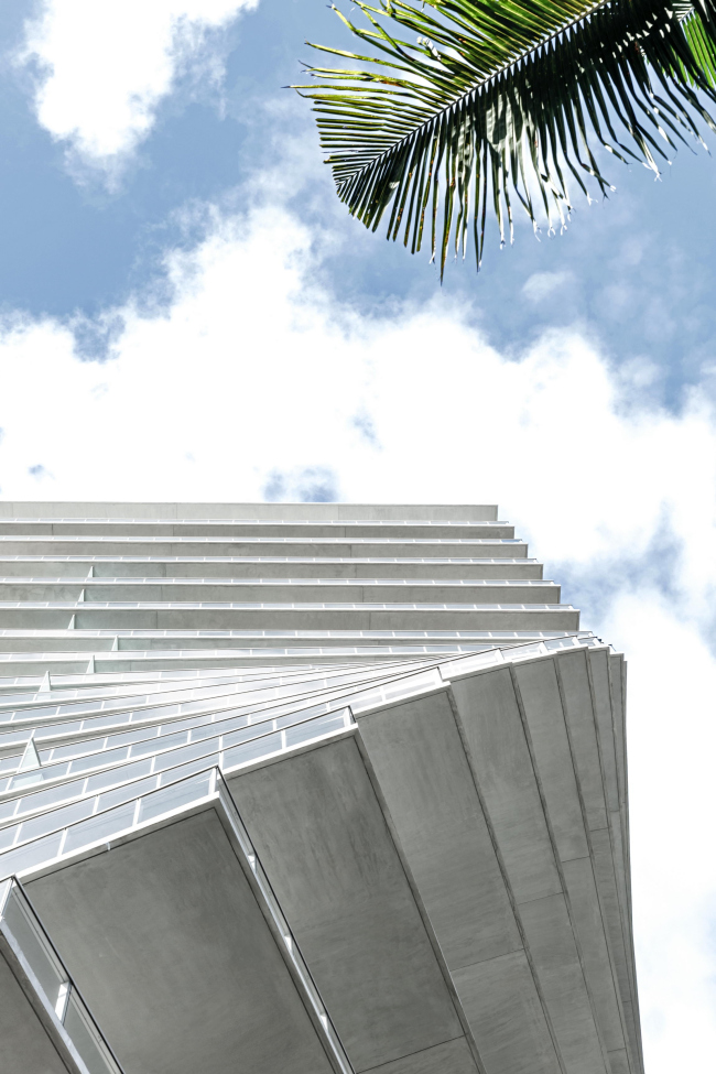 ����� �������� The Grove at Grand Bay � Rasmus Hjortshøj