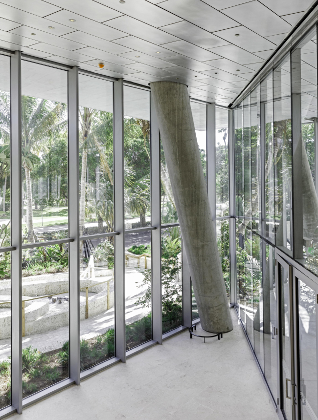 ����� �������� The Grove at Grand Bay � Rasmus Hjortshøj