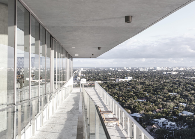 ����� �������� The Grove at Grand Bay � Rasmus Hjortshøj