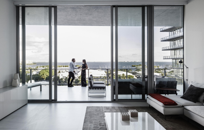 ����� �������� The Grove at Grand Bay � Rasmus Hjortshøj