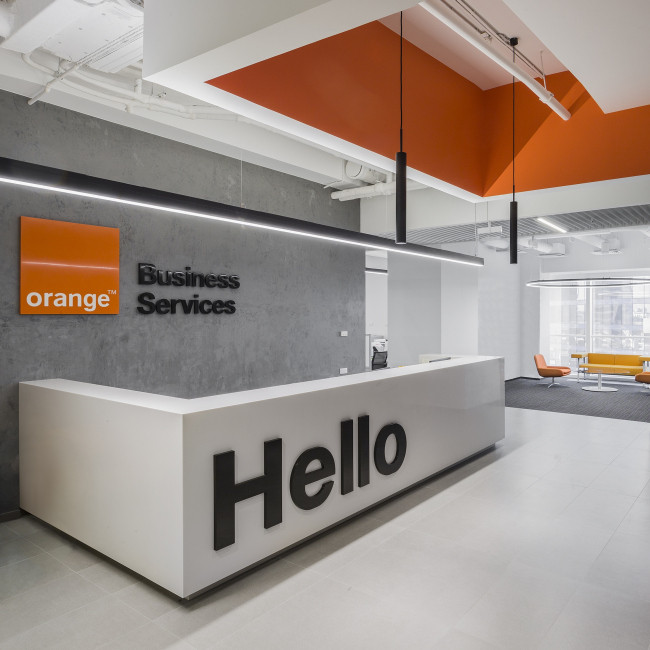 Office of Orange Business Services in the Mercury Tower. Implementation, 2016  T+T Architects