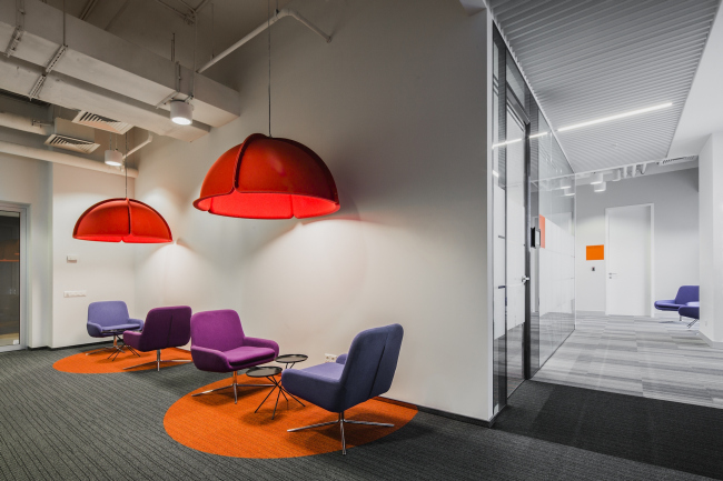 Office of Orange Business Services in the Mercury Tower. Implementation, 2016  T+T Architects