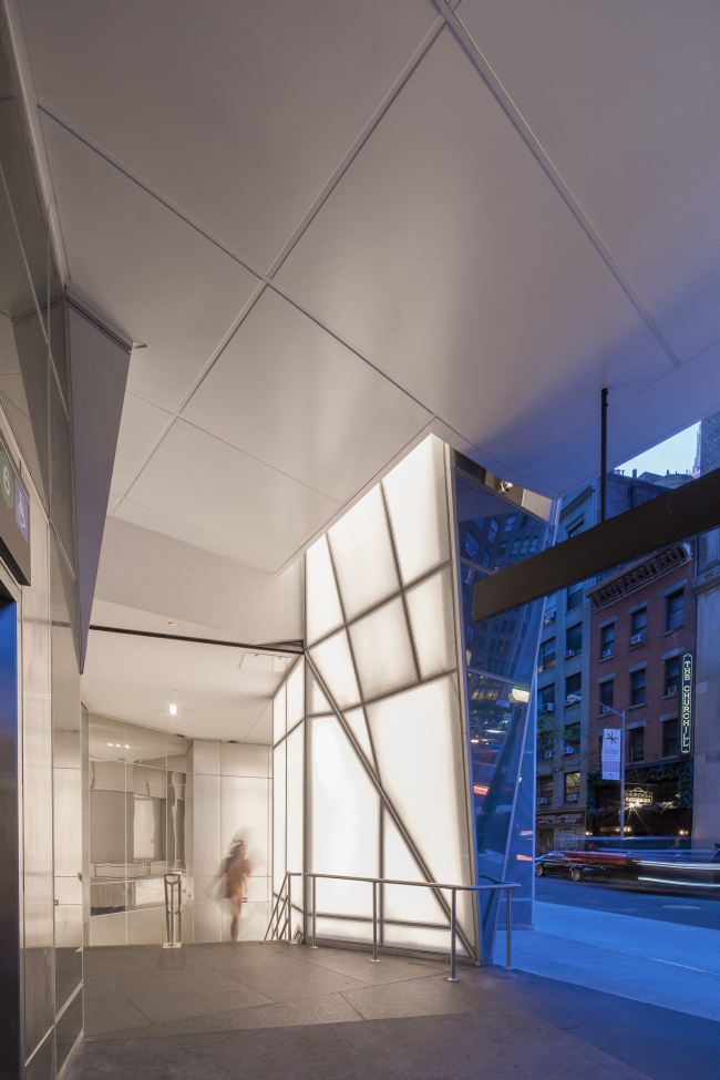 ����� Prism Tower � Wade Zimmerman