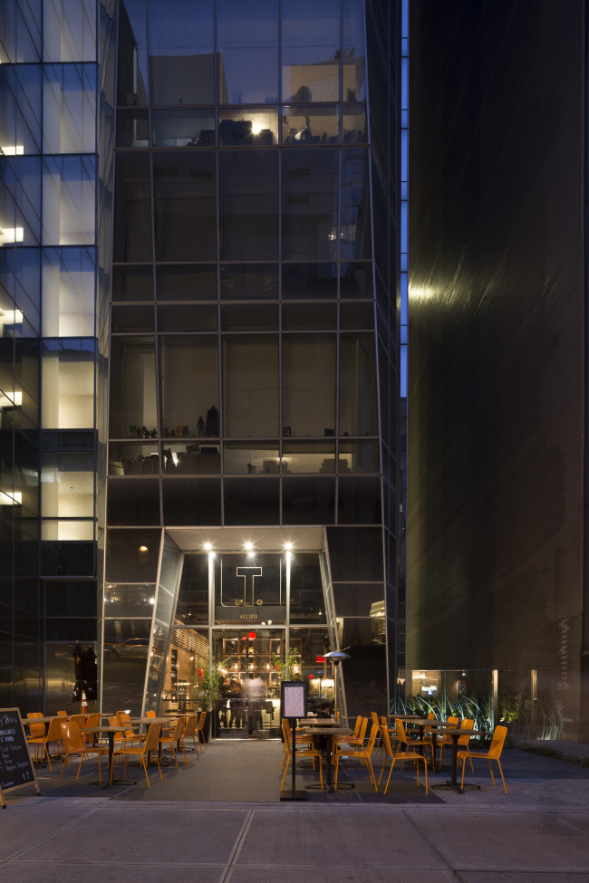 ����� Prism Tower � Wade Zimmerman