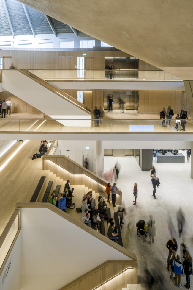 ����� ������� � Gareth Gardner