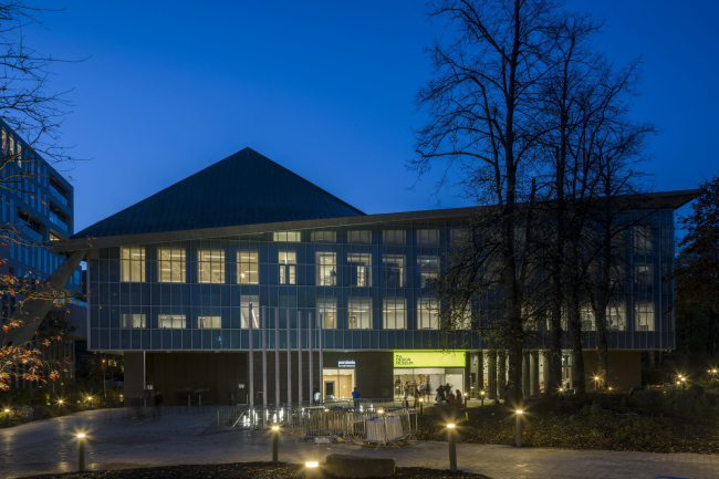 ����� ������� � Gareth Gardner