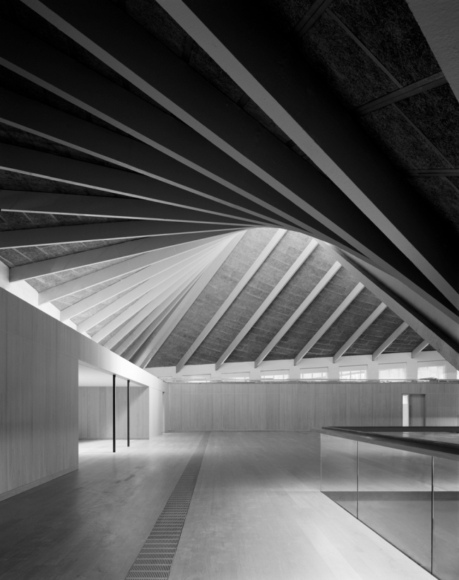 ����� ������� � Hélène Binet