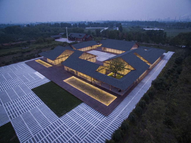 ������������ ����� � ������� (�����). 
ARCHSTUDIO. ���� � JIN Wei-Qi 