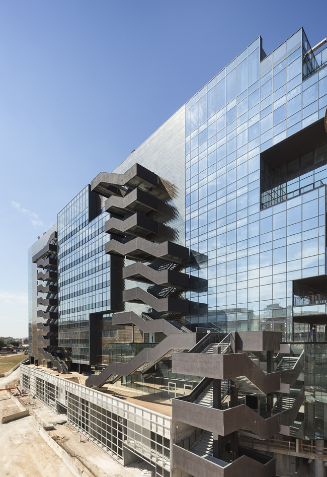 ����-�������� BNL-BNP Paribas � Luc Boegly