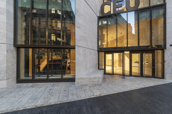 ������ ���������������������� ������������ � Tamás Bujnovszky