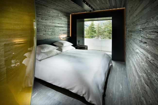 ������ ���� �����, ����� �������� � Global Image Creation � 7132 Hotel, Vals