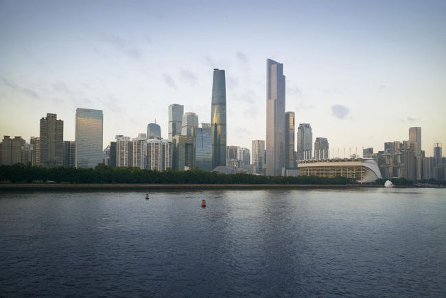 ����� Guangzhou CTF Finance Centre � Julien Lanoo