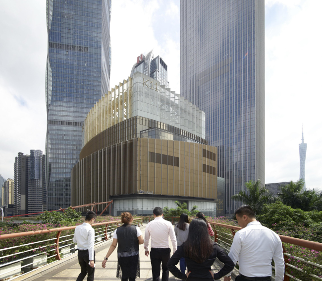 ����� Guangzhou CTF Finance Centre � Julien Lanoo