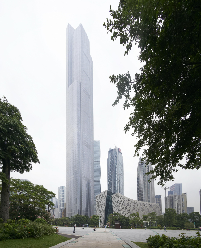 ����� Guangzhou CTF Finance Centre � Julien Lanoo
