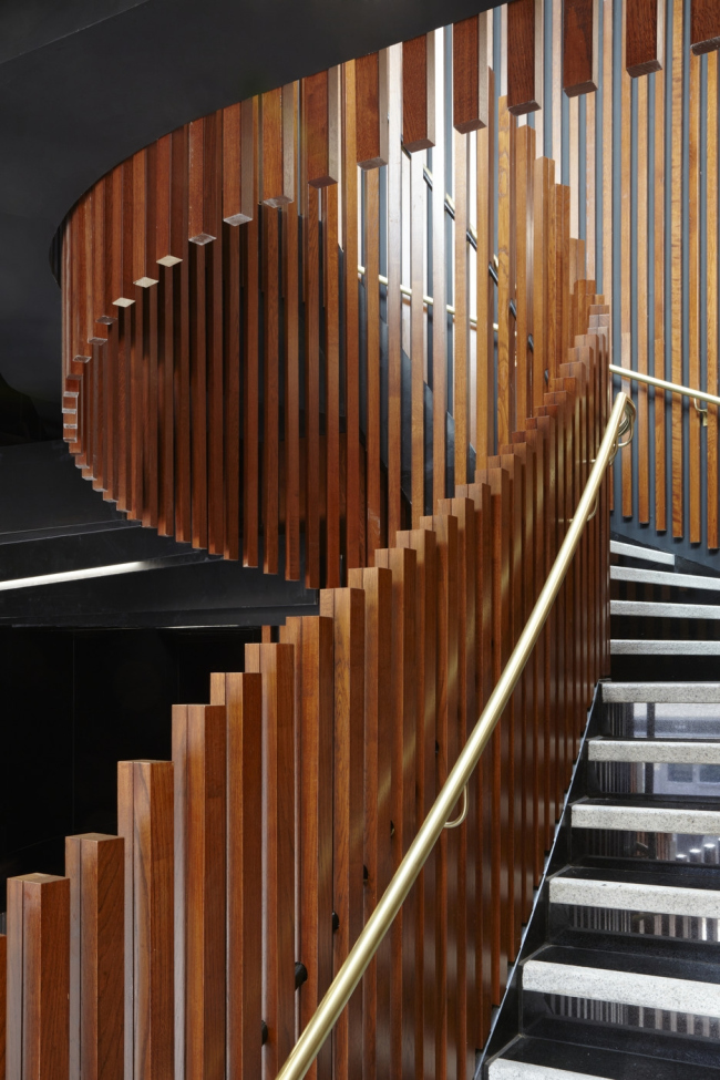 �������� �������� Victoria Gate � Jack Hobhouse