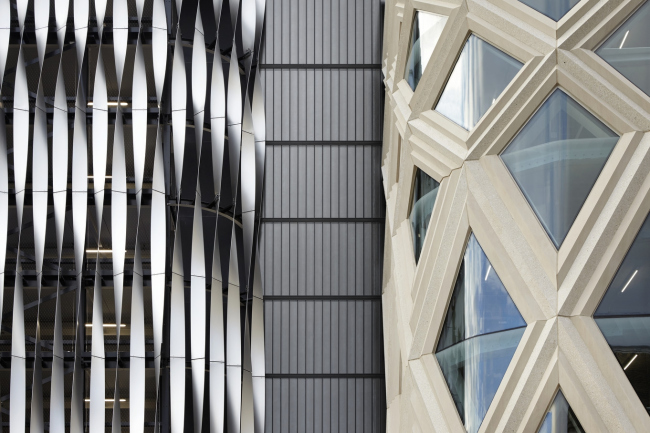 �������� �������� Victoria Gate � Jack Hobhouse