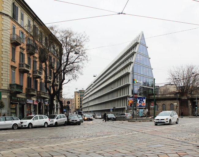  Feltrinelli Porta Volta  	Milica Alempic