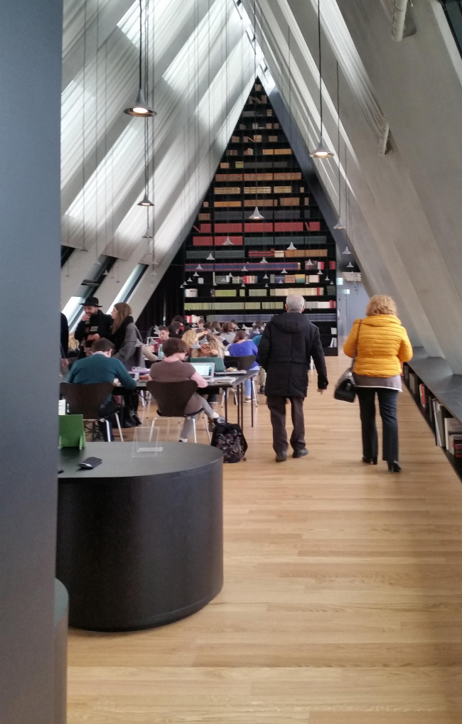 �������� Feltrinelli Porta Volta � 	Milica Alempic