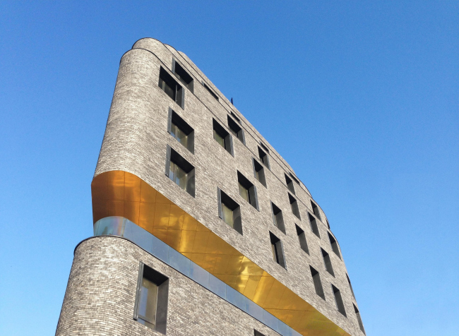 ������ � ������� ��� � ������ ����-��-���� � Avenier Cornejo Architectes & Chartier Dalix
