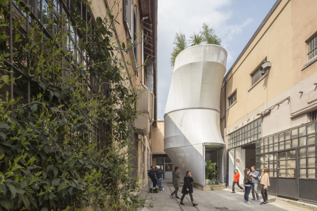 ����������� SO-IL MINI LIVING � Breathe. ���������� ������������� BMW Group