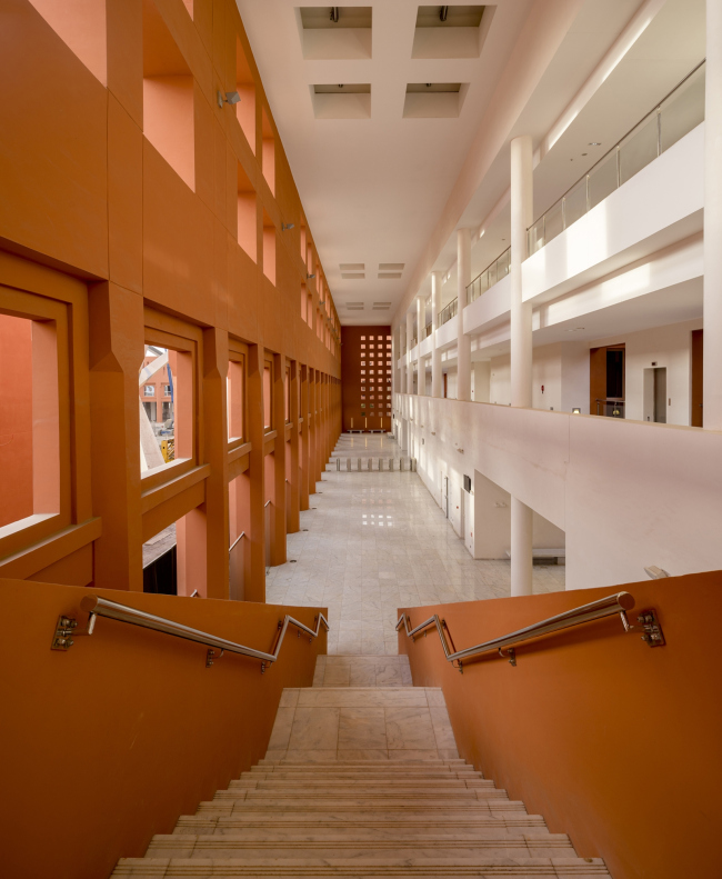 ������ ���������������� ������������ ��������� VI � Ricardo Bofill Taller de Arquitectura