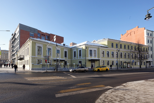Restoration of the Dolgorukovykh-Bobrinskikh manor house on the Malaya Dmitrovka Street � Ginsburg Architects, photograph by Aleksey Knyazev