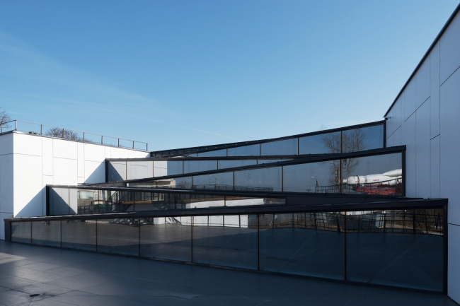 Skylights above the amphitheater. Innovation and Culture Center in Kaluga.  Photograph  Julia Tarabarina, Archi.ru