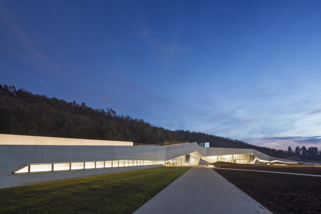 ������������� ����� ���������� �������� ������ IV� � Boegly + Grazia photographers