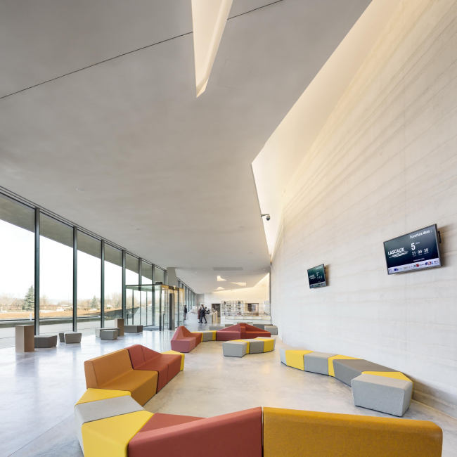 ������������� ����� ���������� �������� ������ IV� � Boegly + Grazia photographers