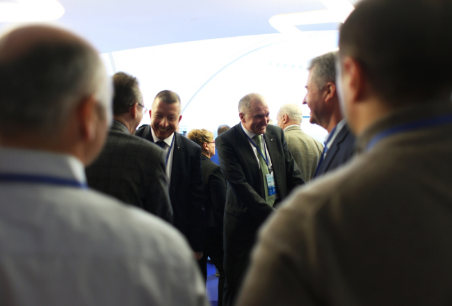 ������ ����� � ���� ���� � ����� ��������� � ������ �������� SIEGENIA. ���������� � SIEGENIA