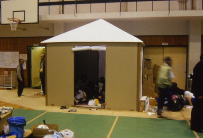 Paper House for Niigata earthquake victims. Photo by Voluntary Architects' Network
