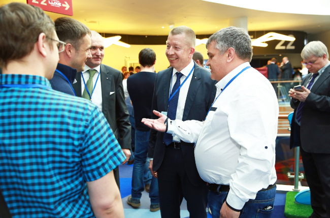 ������ ����� � ���� ���� � ����� ��������� � ������ �������� SIEGENIA. ���������� � SIEGENIA