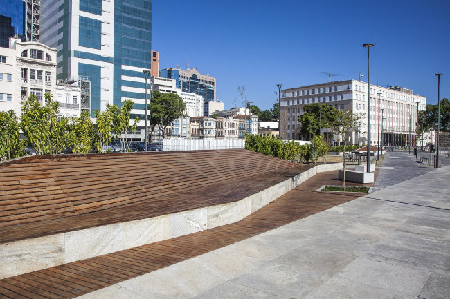 ���������� ����� ����� ������ � ����������� ������� � Francis Figueiredo