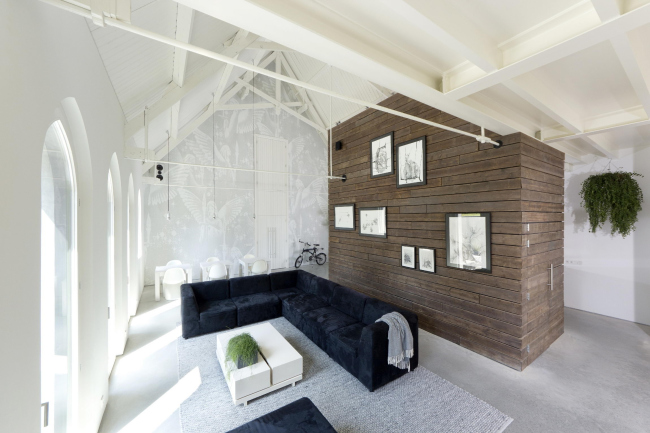 ��� God�s Loft � Vincent van den Hoven