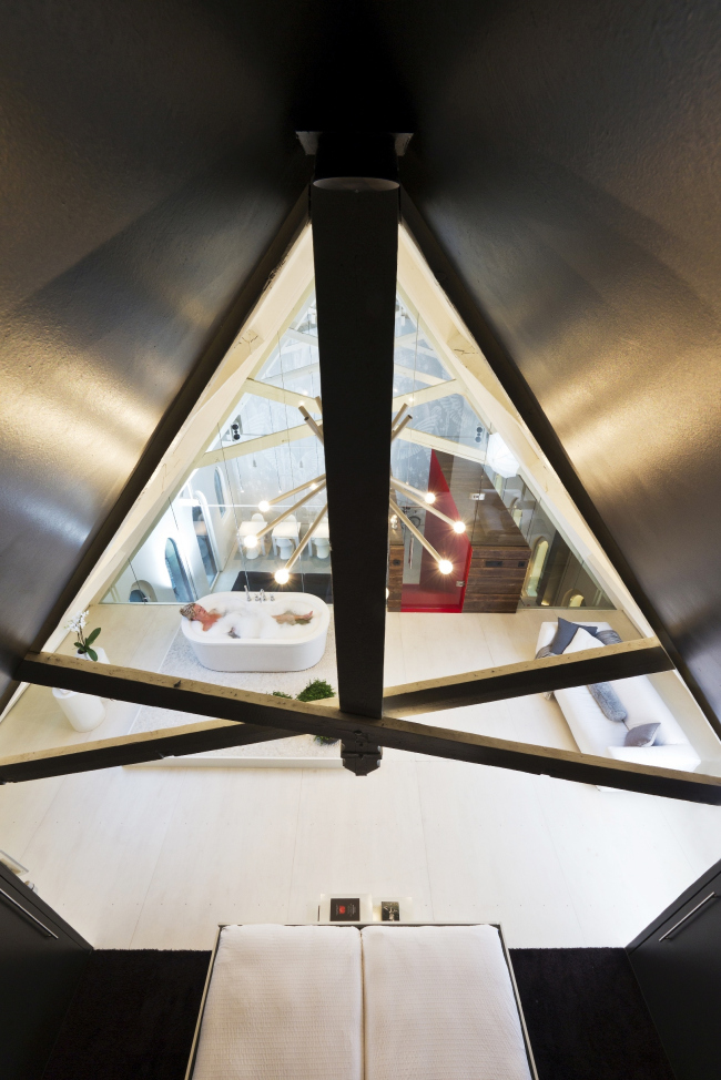 ��� God�s Loft � Vincent van den Hoven