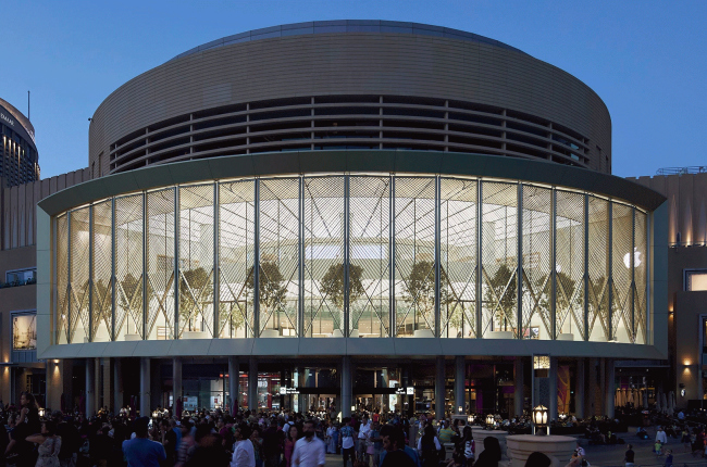 ������� Apple � �����. ������ ������� �������. ����������: apple.com 